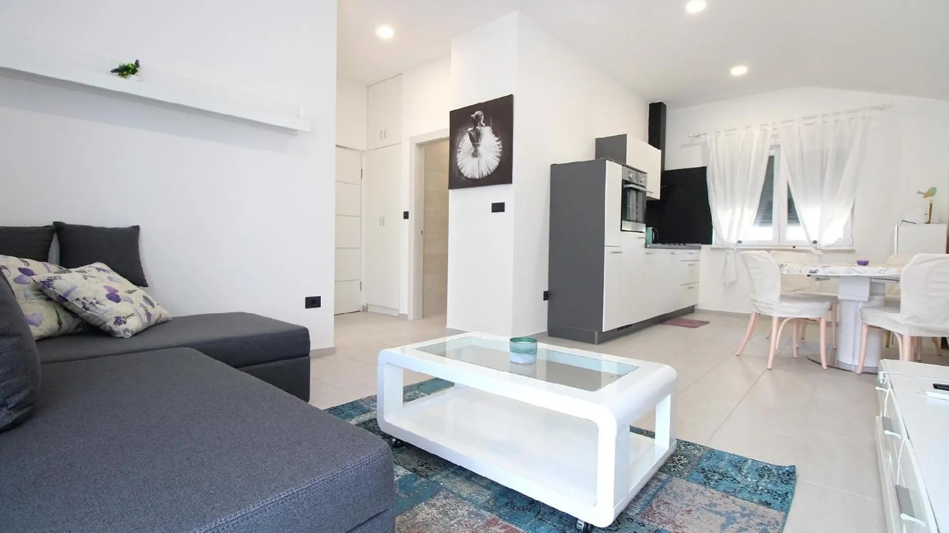 Ferienhaus Fuer 8 Personen Ca 125 Qm In Fazana, Istrien Istrische Riviera 0*, Fazana Croatia