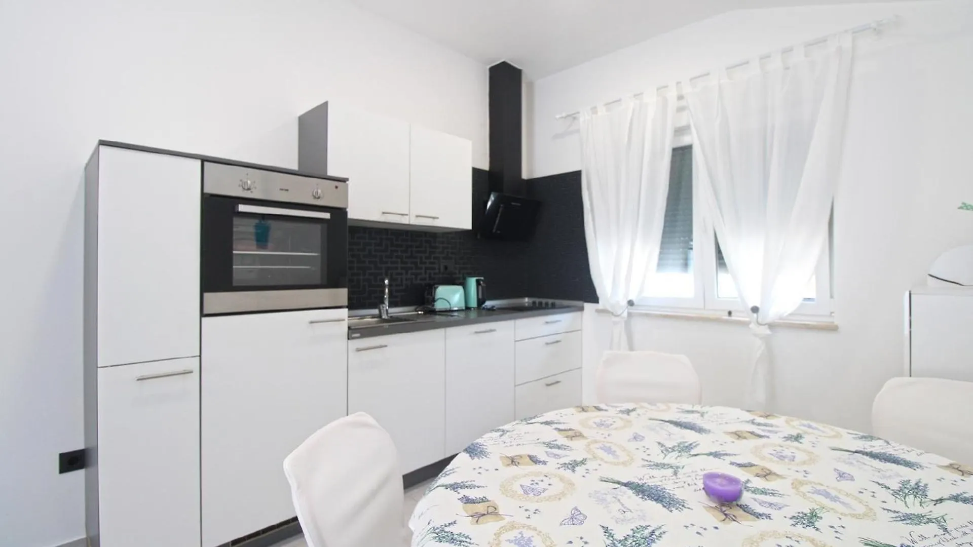 Ferienhaus Fuer 8 Personen Ca 125 Qm In Fazana, Istrien Istrische Riviera Fazana